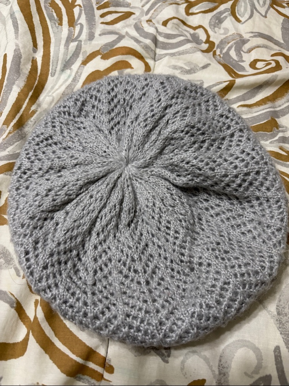 Cozy Knit Beret - Soft Light Gray